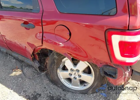2011 Ford Escape Xlt from USA, damaged, VIN 1FMCU0D75BKA42708